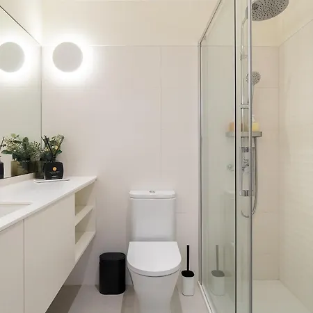 Apartment Whome Modern & Elegant In Lisbon